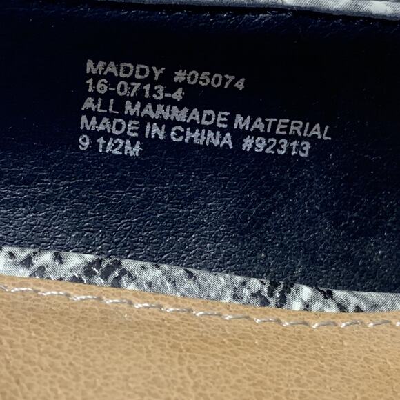 Comfortview Maddy Snake Print Block Heel Pumps 9.5 Gray Embossed Comfort Cushion - Picture 9 of 10